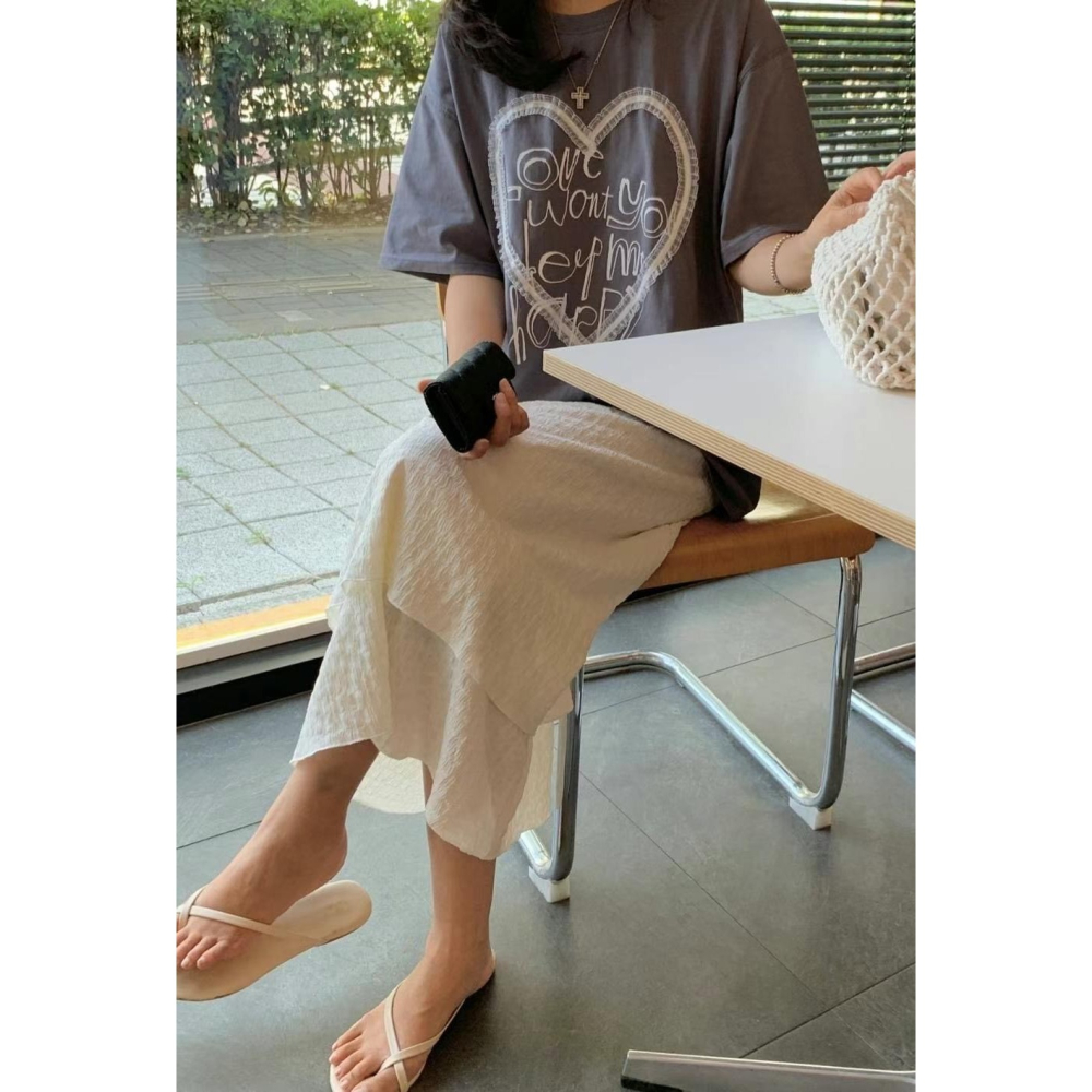 🇰🇷Oneéul映日🇰🇷韓國女裝🌿少量現貨🌿層次感壓紋修身長裙🌿正韓🌿韓國製造🌿-細節圖4