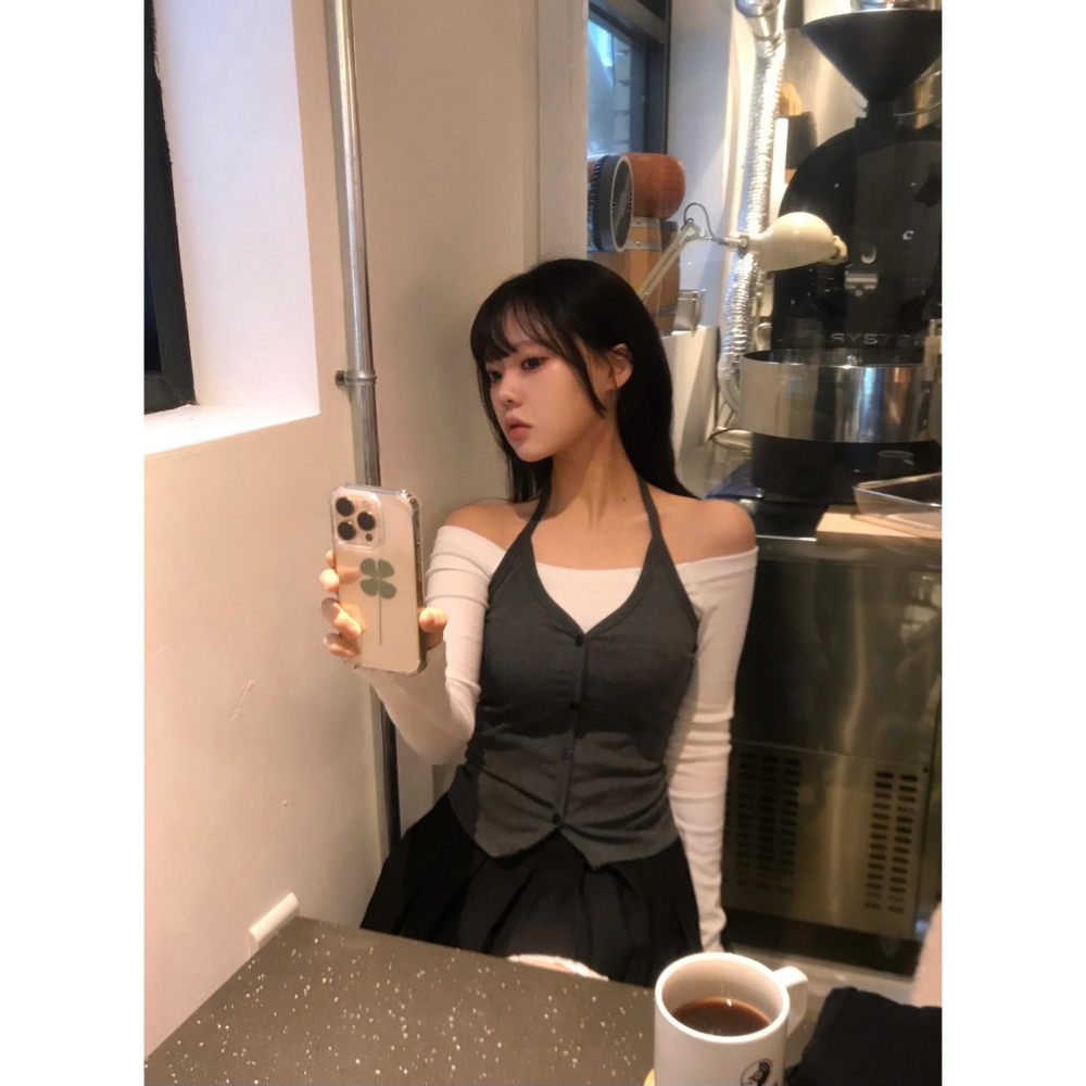 🇰🇷Onéul映日🇰🇷韓國女裝質感選品🌿秋冬新品🌿預購+現貨🌿繞頸鈕扣V領背心#韓國製造#正韓-細節圖4