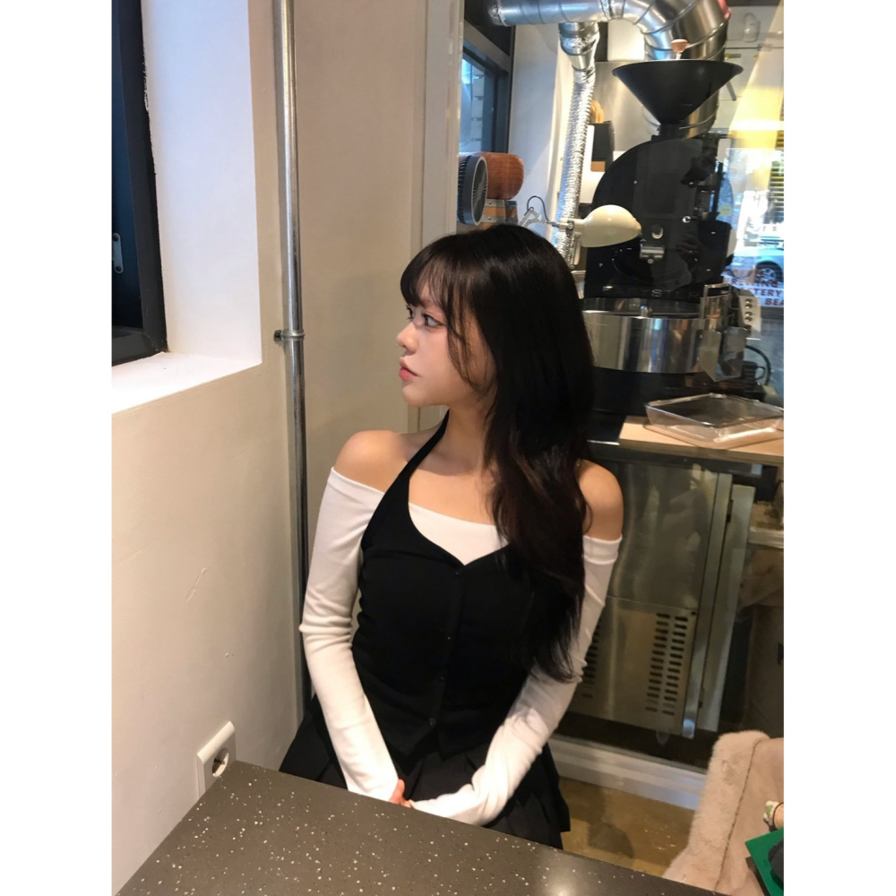 🇰🇷Onéul映日🇰🇷韓國女裝質感選品🌿秋冬新品🌿預購+現貨🌿繞頸鈕扣V領背心#韓國製造#正韓-細節圖8