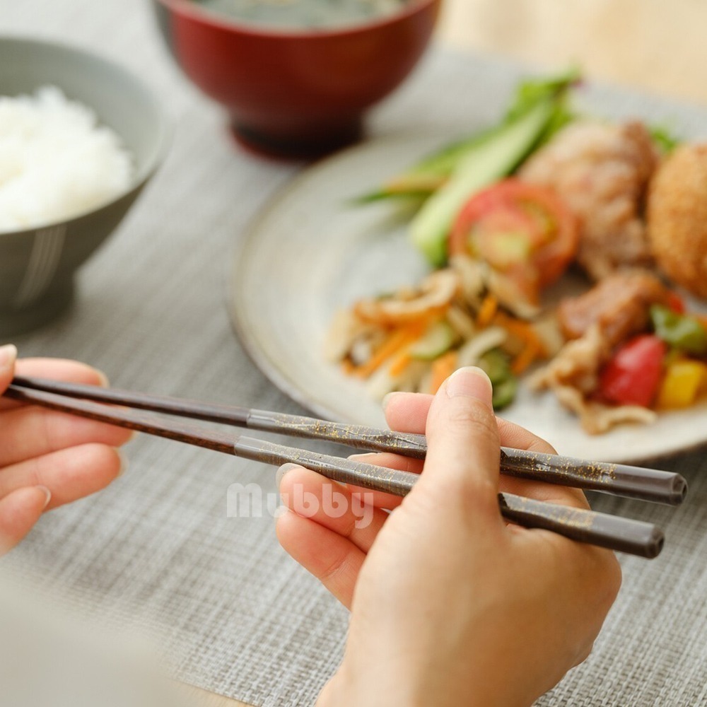 日本製 若狹塗筷 民間藝術筷子 可洗碗機清洗 23公分 多款可選 筷子 日本筷子 工匠手藝漆筷 現貨-細節圖4