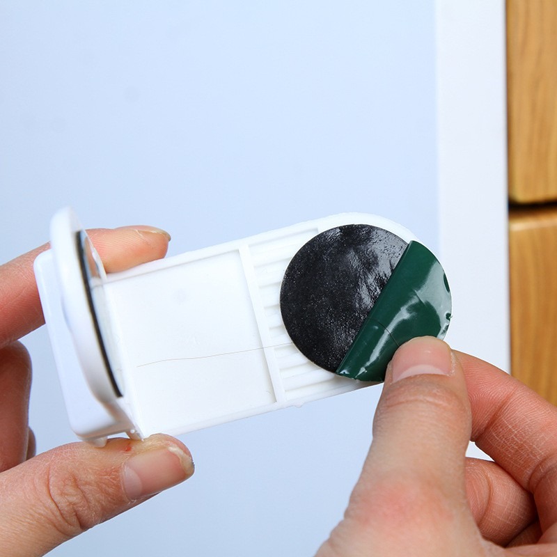 ★ 現貨在台 24H內出貨 ★【伊代】安全鎖 寶寶 櫃門 冰箱鎖 抽屜鎖 防夾手 櫃門鎖  兒童鎖 轉角鎖-細節圖4