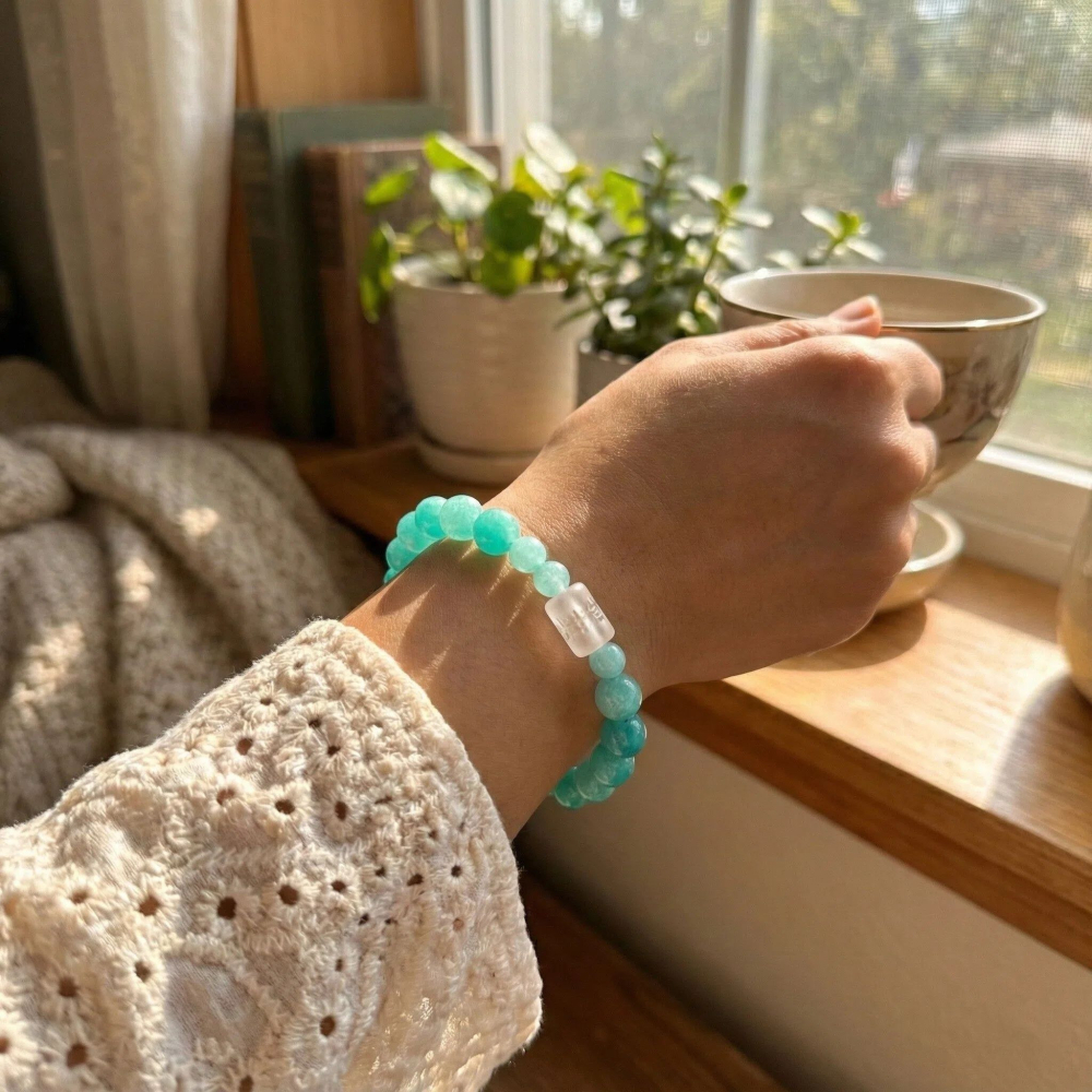 [辛‧寇德]天然天河石+六字大明咒白水晶 手珠串珠手串 星期三助思維清晰 加強表達 溝通順利 贈消磁石與收納盒-細節圖3