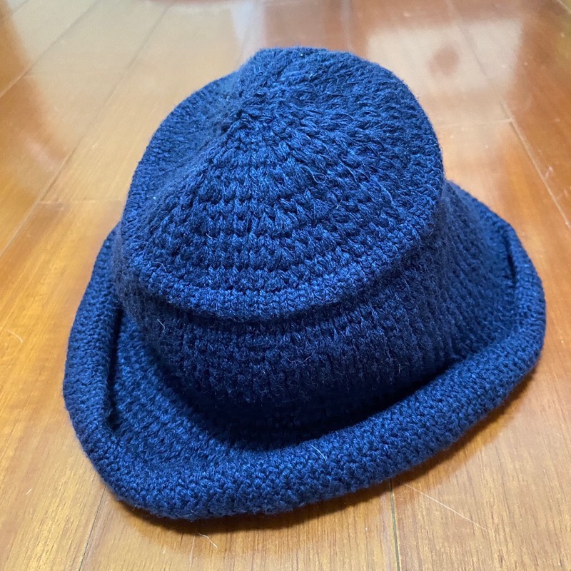 深藍色針織漁夫帽