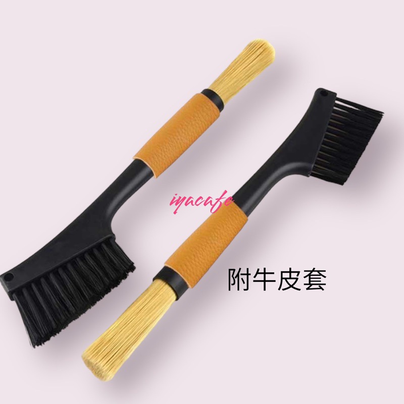 ✨愛鴨咖啡✨咖啡粉 桌面清潔刷 電動磨豆機 清潔毛刷 雙頭毛刷 2合1 大毛刷 附防滑皮套-細節圖3