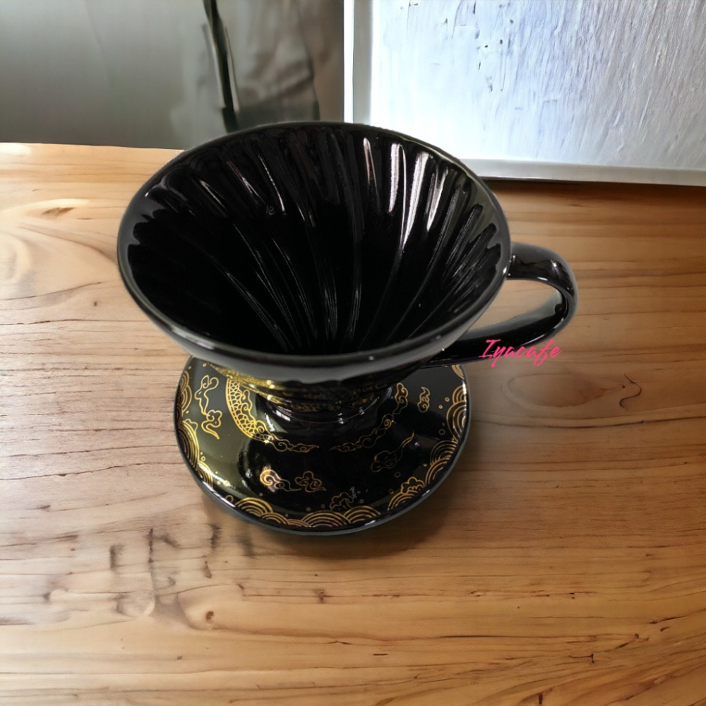 ✨愛鴨咖啡✨HARIO V60 龍年限定濾杯 龍咖凌霄 1-2人份錐形陶瓷濾杯-細節圖2
