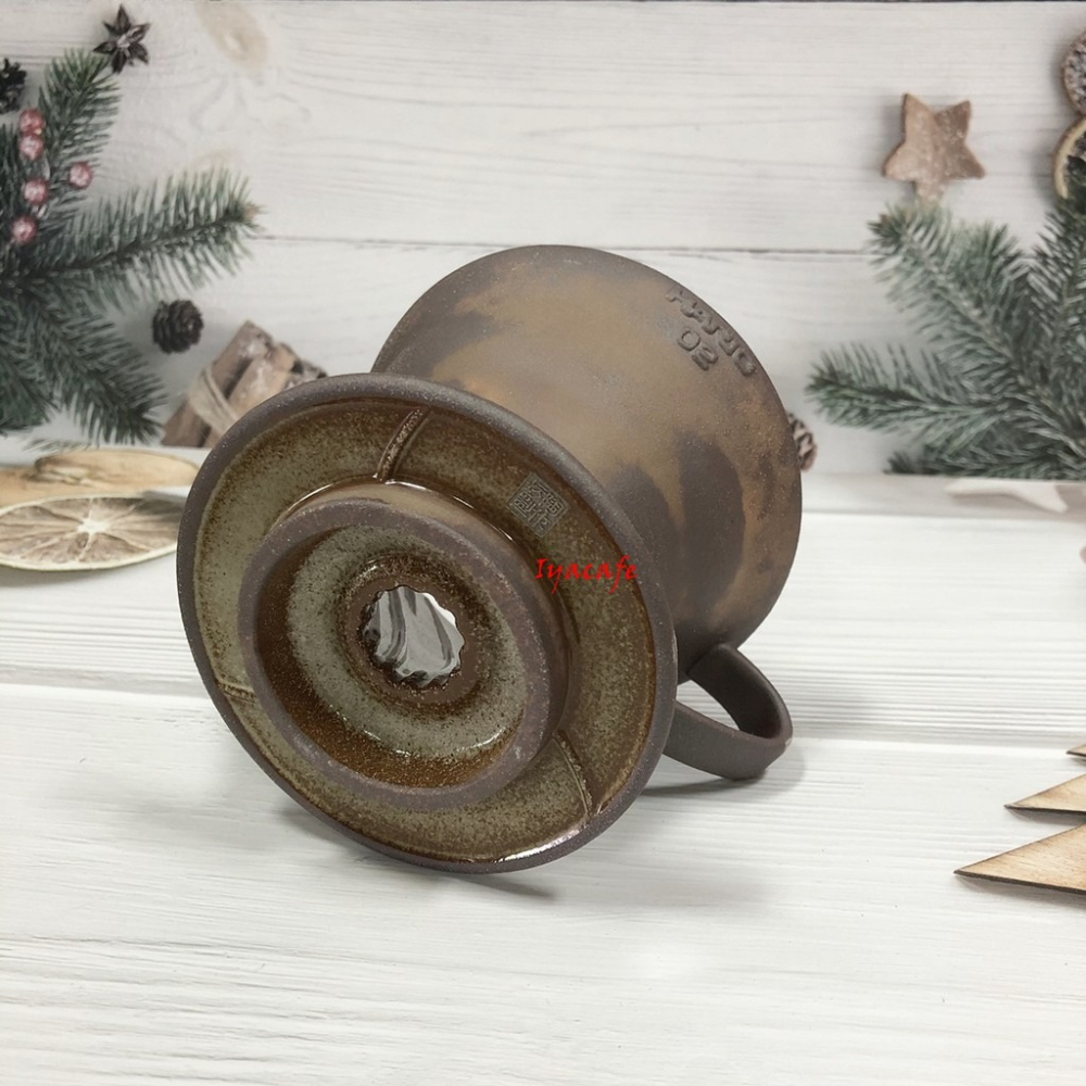 ✨愛鴨咖啡✨陶作坊 HARIO VDCR-02-BR 老岩泥 錐形濾杯-細節圖4