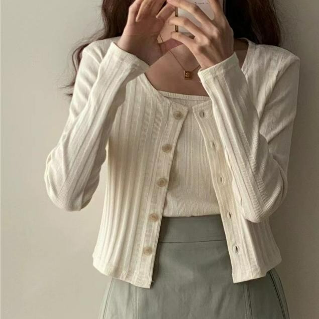 Sky Monkey 韓國 薄針織細肩帶背心外套 TIZZI 正韓女裝 針織細肩帶小可愛 薄針織小外套 針織小背心-細節圖5