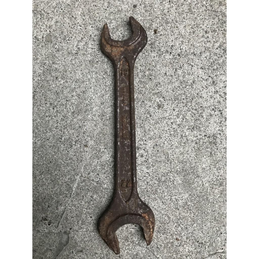 【我最便宜】(岡山可面交) 二手工具 GERMANY 22mm / 19mm 霧面板手 開口板手 DIN 895-細節圖3