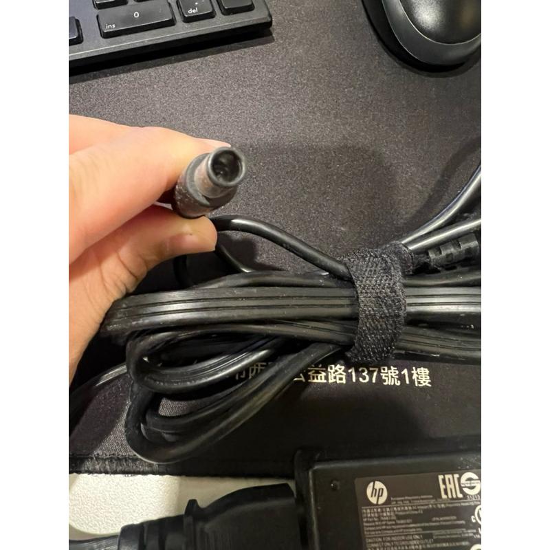 岡山 二手原廠 hp 45W 變壓器 744481-002 大針 820 A045R00DH ADP-45WDB-細節圖2