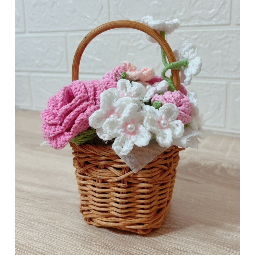 成品手工鉤針編織花籃綻放玫瑰花情人節花籃-細節圖3