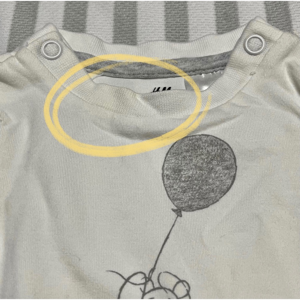 H&M新生兒維尼包屁衣 二手-細節圖4