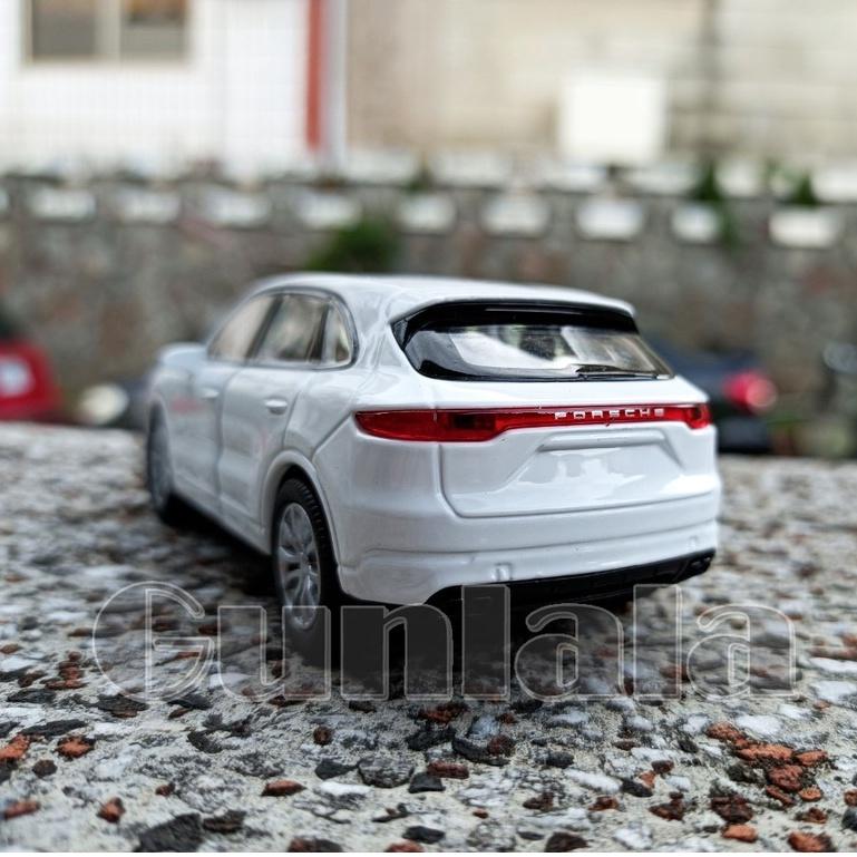 Porsche 保時捷 Cayenne S Turbo 1:39模型車 三代凱燕 GTS SUV 9YA-細節圖4