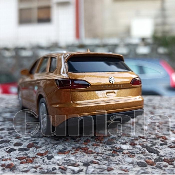 Volkswagen Touareg 1:36模型車 福斯豪華SUV Typ 7L MLB底盤凱燕Q7兄弟-細節圖2