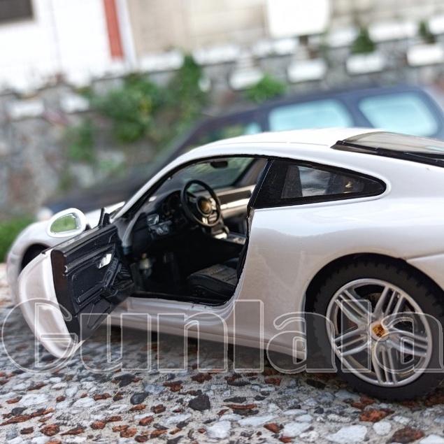 保時捷 Porsche 911 Carrera S Coupe 1:24 模型 991 4S 1/24模型車-細節圖2