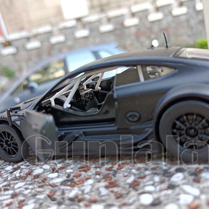 Mercedes-AMG C 63 DTM 1:32模型車 賓士C63 S 德國房車錦標賽 消光黑跑車 C 63-細節圖4