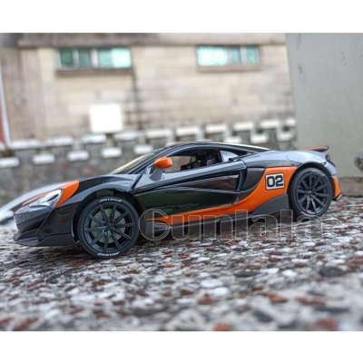 出清特價 McLaren 600LT 1:32 模型車 麥拿侖 Longtail 賽道塗裝 麥拉倫 1/32 F1超跑