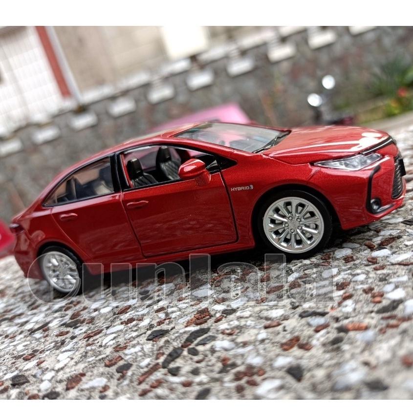 Toyota Corolla Altis HYBRID 1:33 模型車 豐田 神車 油電阿提斯 頭又大 12代-細節圖4