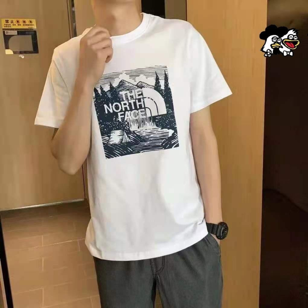 北臉 THE NORTH FACE 圓領 素描森林 休閒運動字母印花短袖 T恤 黑色 白色 男女同款 情侶衣服-細節圖4
