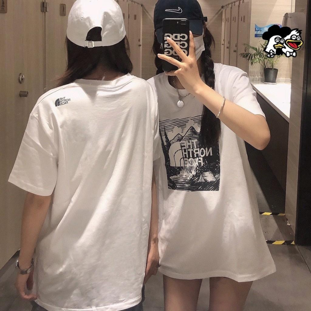 北臉 THE NORTH FACE 圓領 素描森林 休閒運動字母印花短袖 T恤 黑色 白色 男女同款 情侶衣服-細節圖7