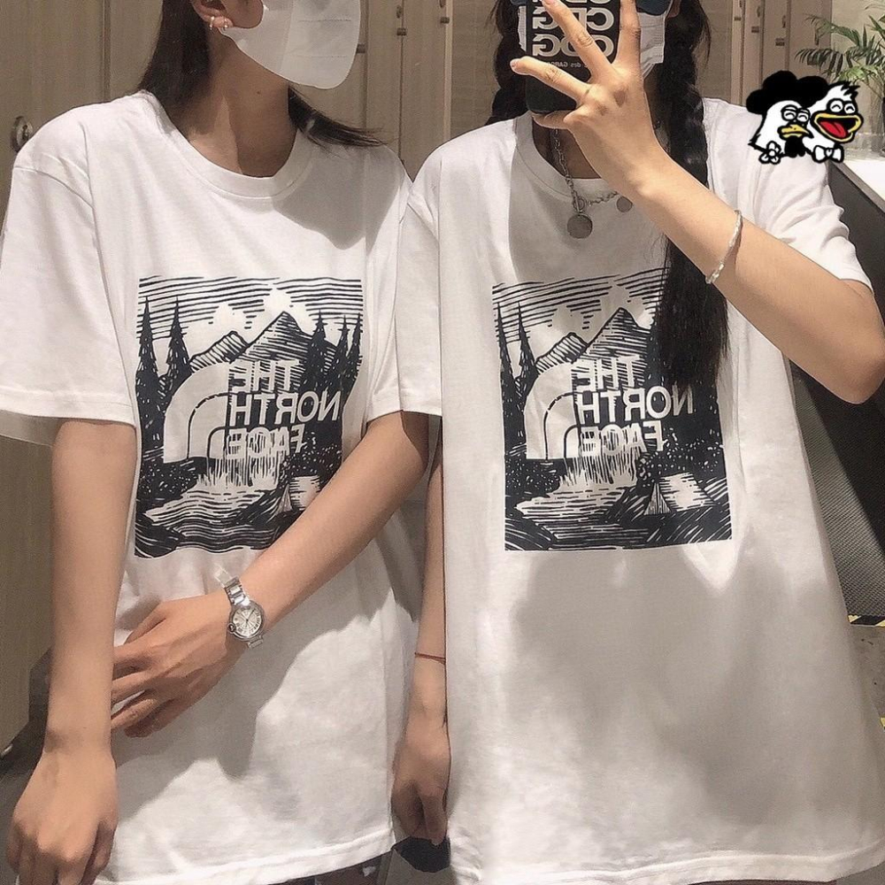 北臉 THE NORTH FACE 圓領 素描森林 休閒運動字母印花短袖 T恤 黑色 白色 男女同款 情侶衣服-細節圖8