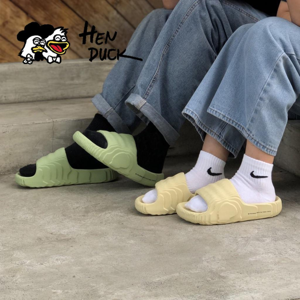 韓國代購 Adidas Adilette 22 米白色 黑 厚底 波浪紋 沙灘拖 一字拖 男女款 情侶鞋 GX6950-細節圖8