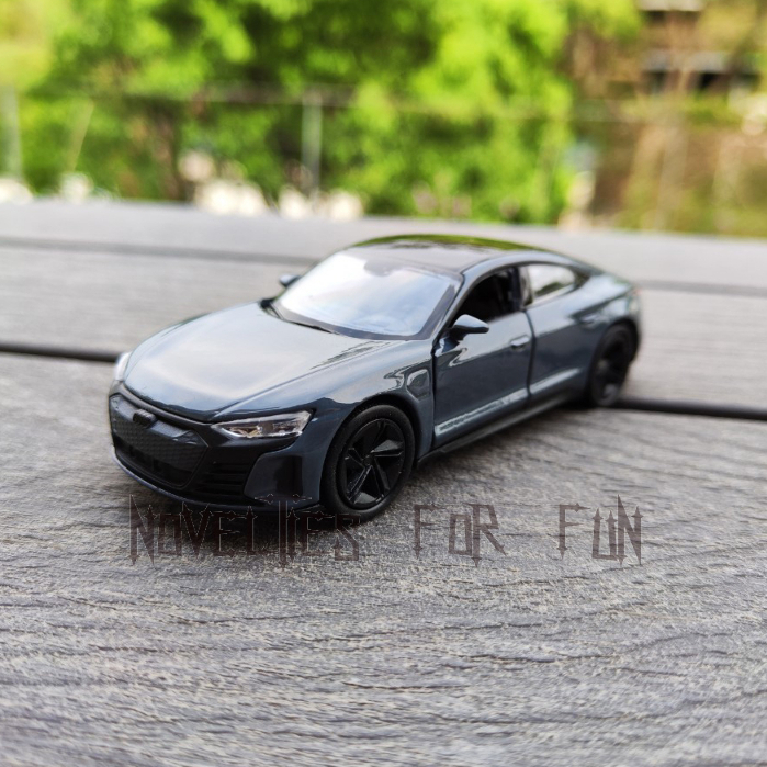 奧迪 Audi e-tron GT轎跑 1:42模型 四環 TAYCAN同J1平台 復仇者聯盟 東尼 美背跑車-細節圖5