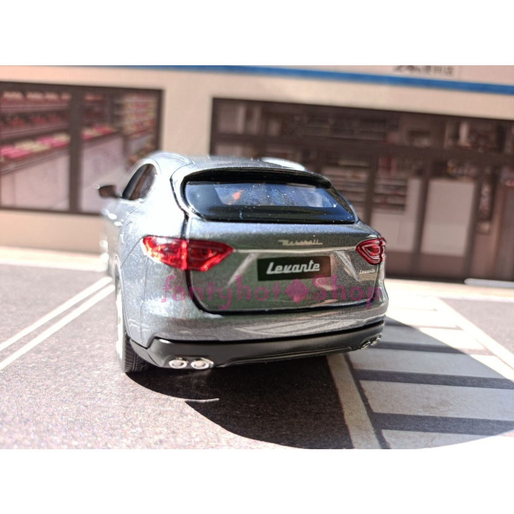 Maserati Levante 1:32模型車 瑪莎拉蒂 海神SUV 1/32迴力車-細節圖5