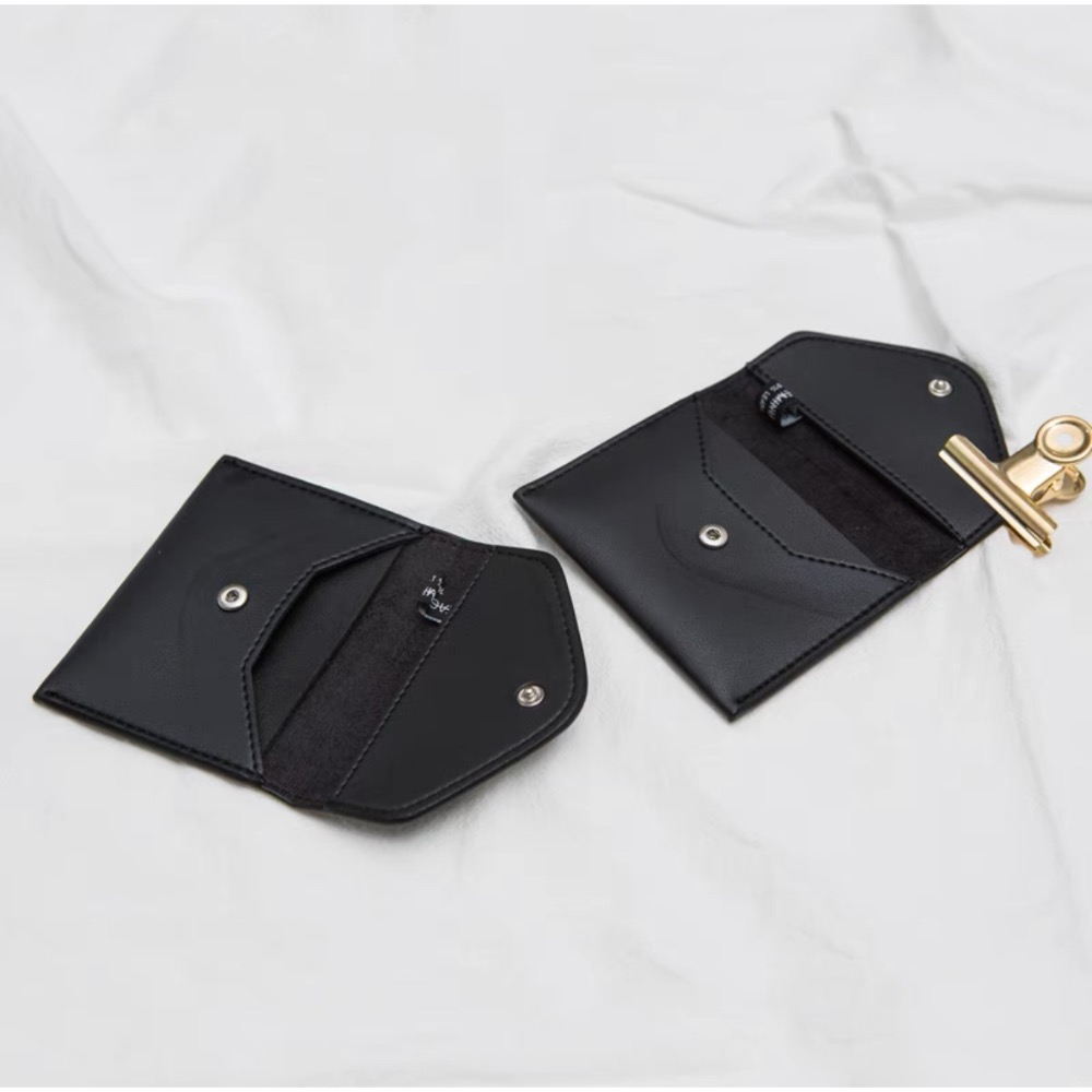 【OVERNOX】黑色特選韓國皮革壓印短夾-細節圖2