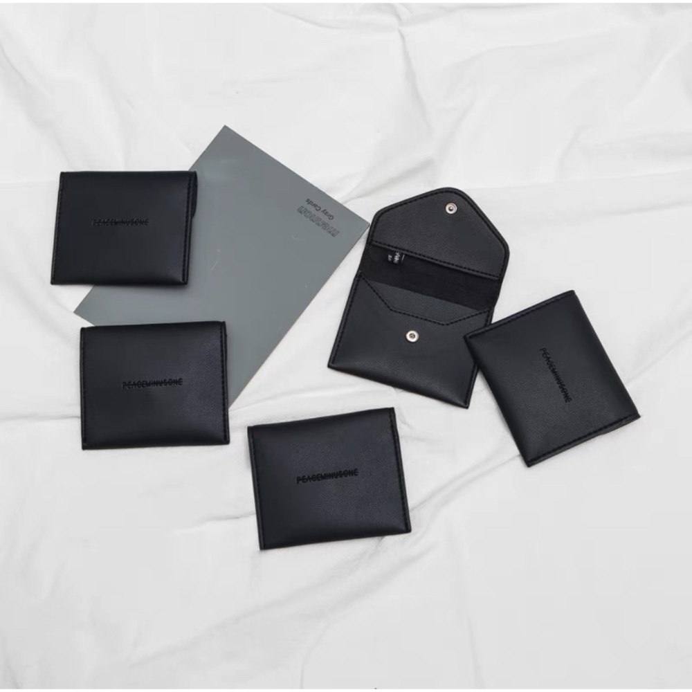 【OVERNOX】黑色特選韓國皮革壓印短夾-細節圖5