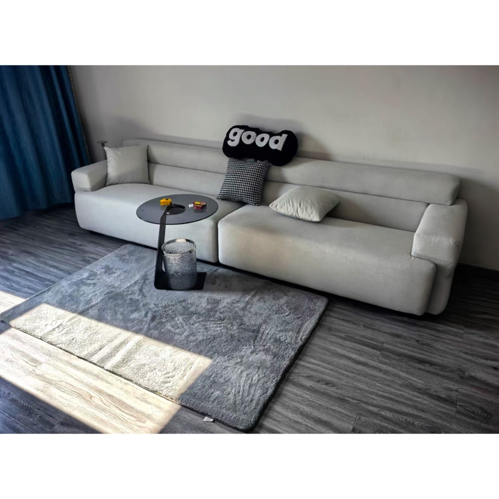 【OVERNOX】簡約設計泰迪絨黑色高級感抱枕-細節圖3