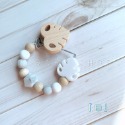 【奶嘴鍊】現貨✨｜＊葉子款＊ 嬰幼兒原木夾扣奶嘴防掉鍊 背帶夾 推車夾 寶寶配件 日系簡約風 (C0030)-規格圖4