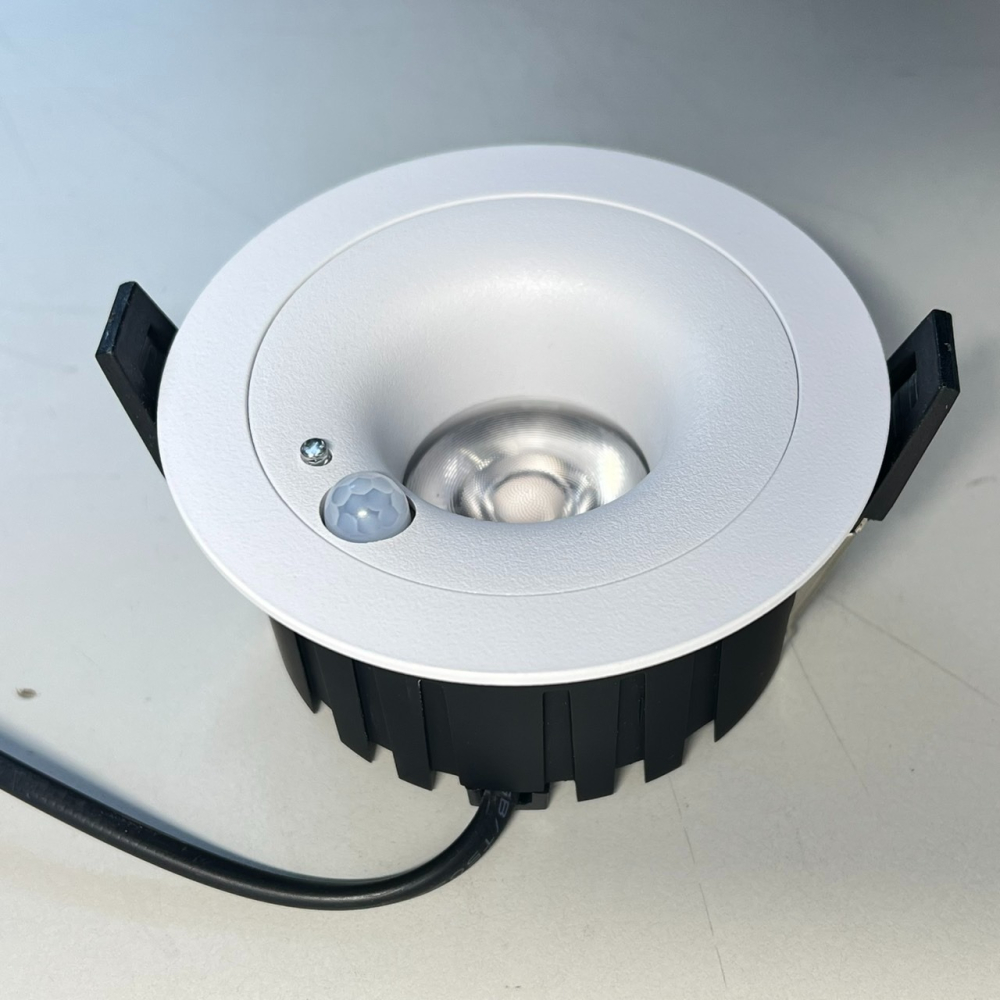 12W 防眩感應崁燈 75mm開孔 自然光4000K 全電壓100-240V 鋁材烤漆 人體感應距離3米 自動亮燈-細節圖6