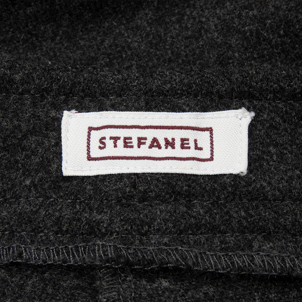 義大利時尚品牌STEFANEL深灰色羊毛長褲-細節圖5