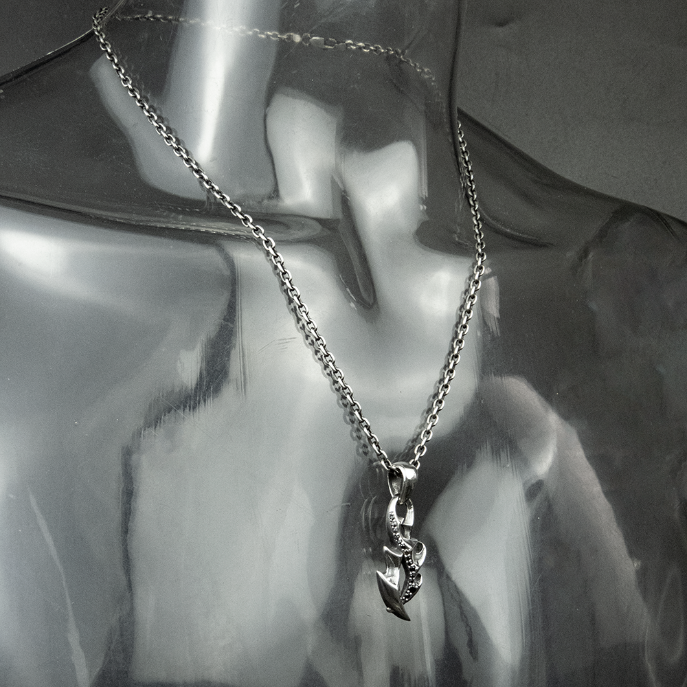 日本銀飾品牌BLESS 純銀925 倒刺交錯 項鍊-細節圖2