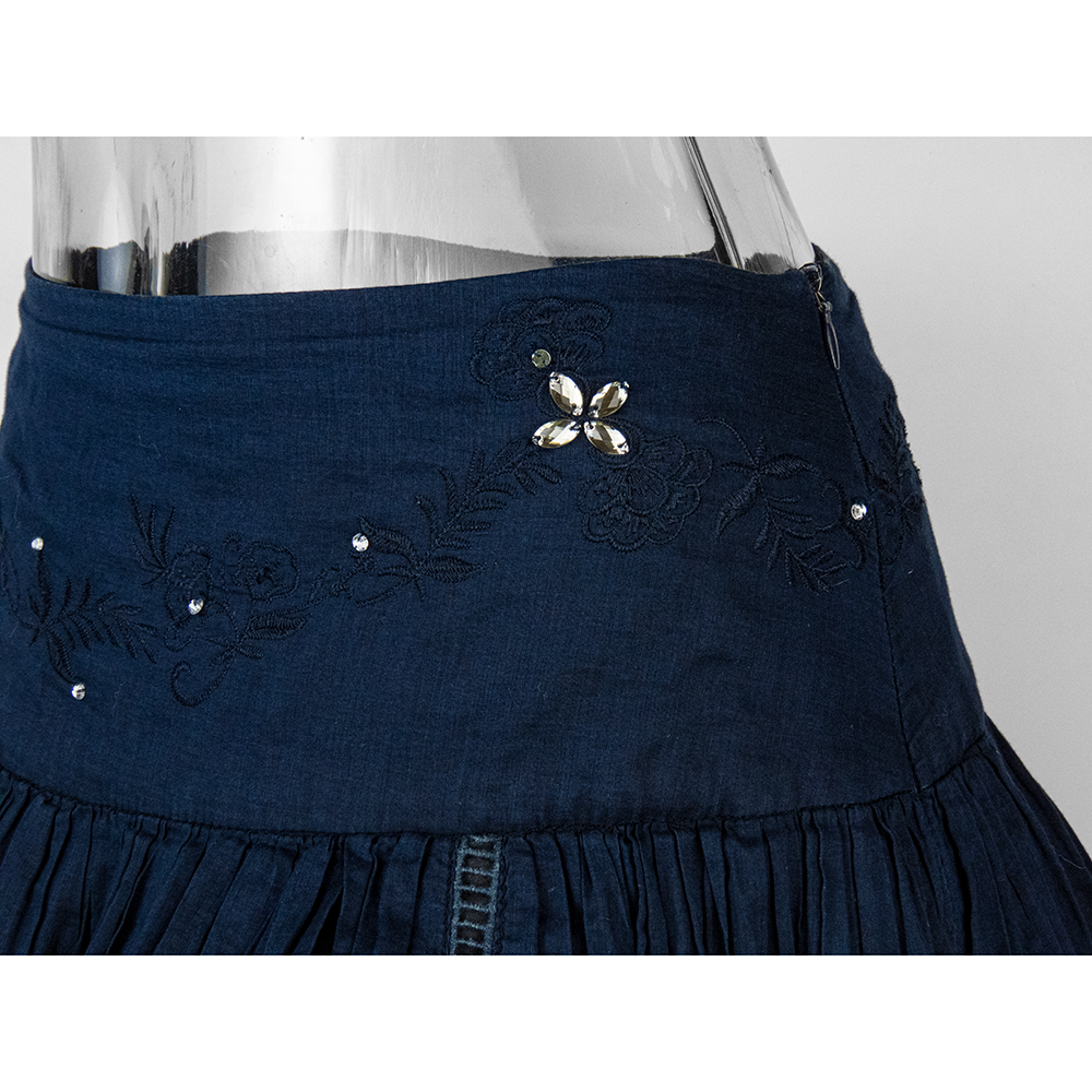 知名設計品牌IROO藏青色純棉抓褶刺繡水鑽及膝裙 38號-細節圖3