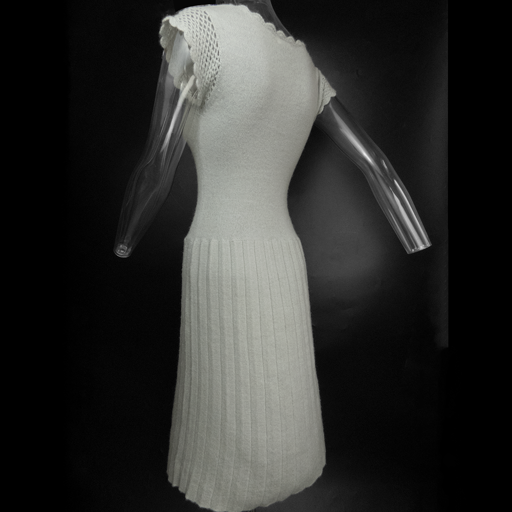 專櫃品牌0918灰色安哥拉兔毛勾花百褶短袖洋裝 日本製-細節圖5