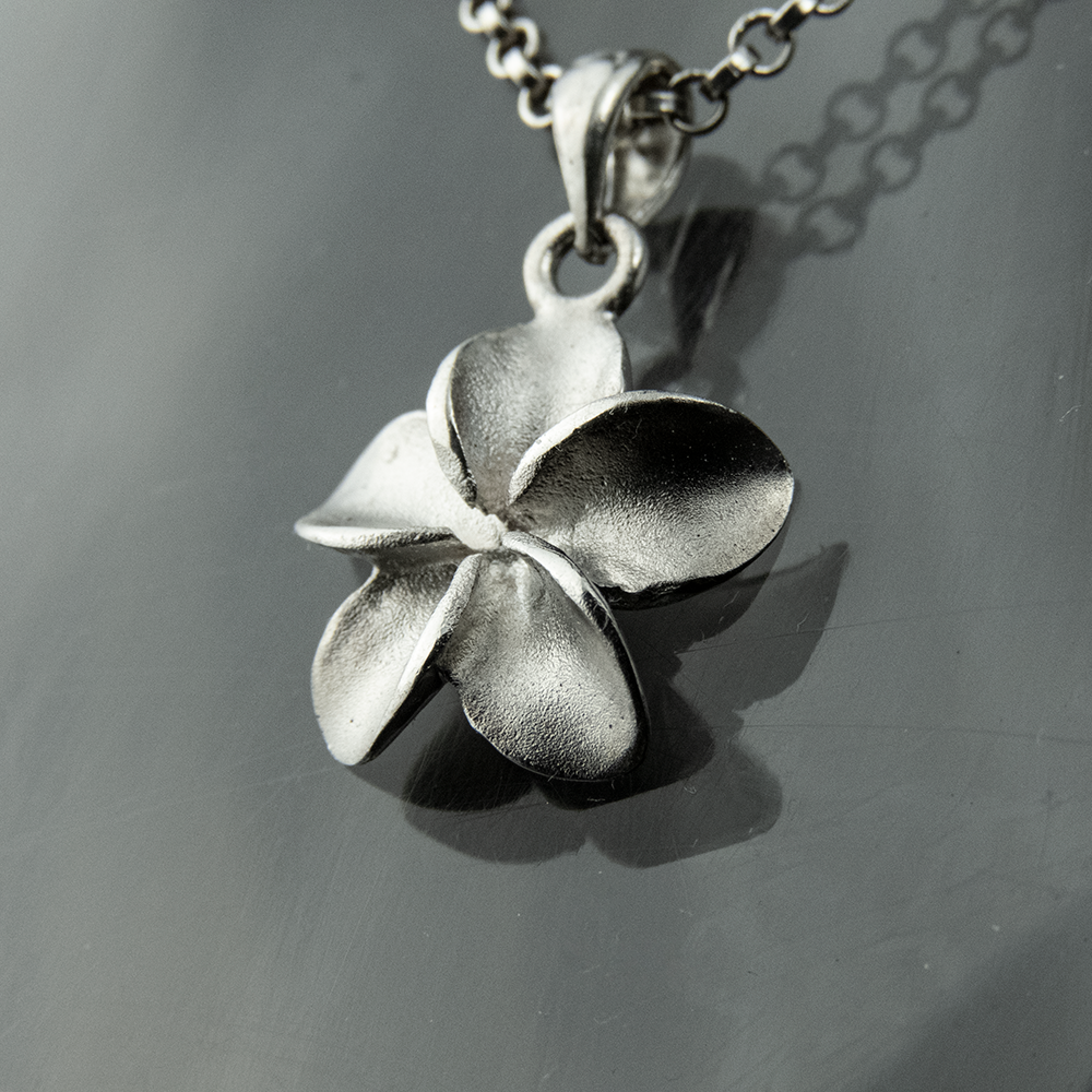 緬梔 純銀925雞蛋花造型墬子 鍊墜-細節圖2