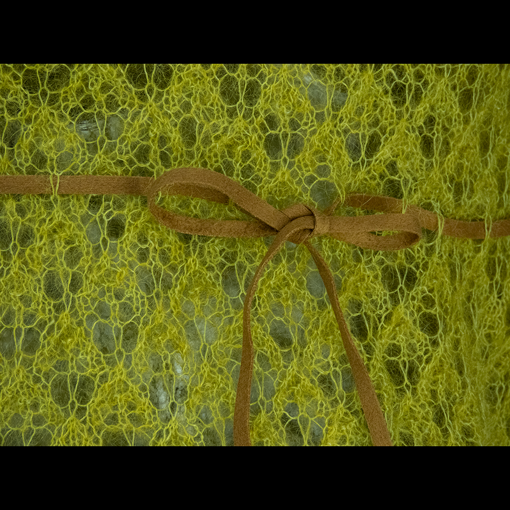 LOZERE芥末綠色馬海毛勾花繫帶長袖針織上衣 M號-細節圖4