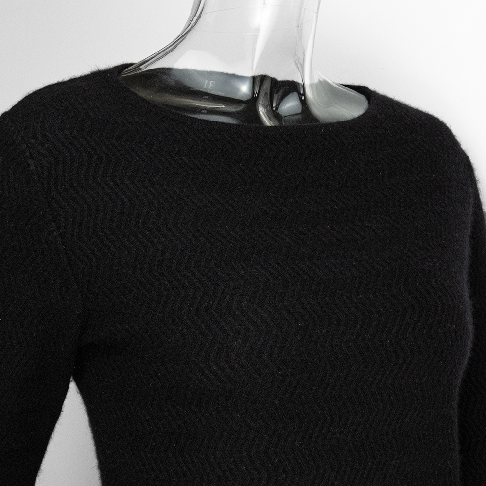 專櫃品牌IF黑色素面喀什米爾羊毛幾何波紋長袖毛衣 義大利製-細節圖3