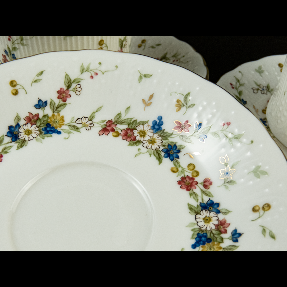 Le blanc EXCEED BON by KEITO描金花草陶瓷  茶杯 碟 杯碟一組 一組350 有3組 日本製-細節圖4