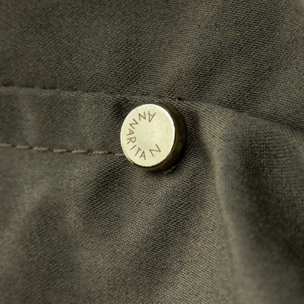 義大利知名品牌ANNA RITA N深橄欖色水鑽鉚釘抓褶及膝裙 44號-細節圖5