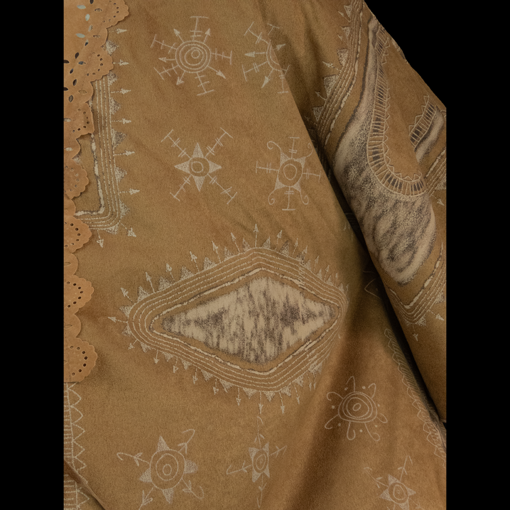 法國摩根Morgan咖啡色仿麂皮圖騰花邊繫帶斗篷 One Size-細節圖3