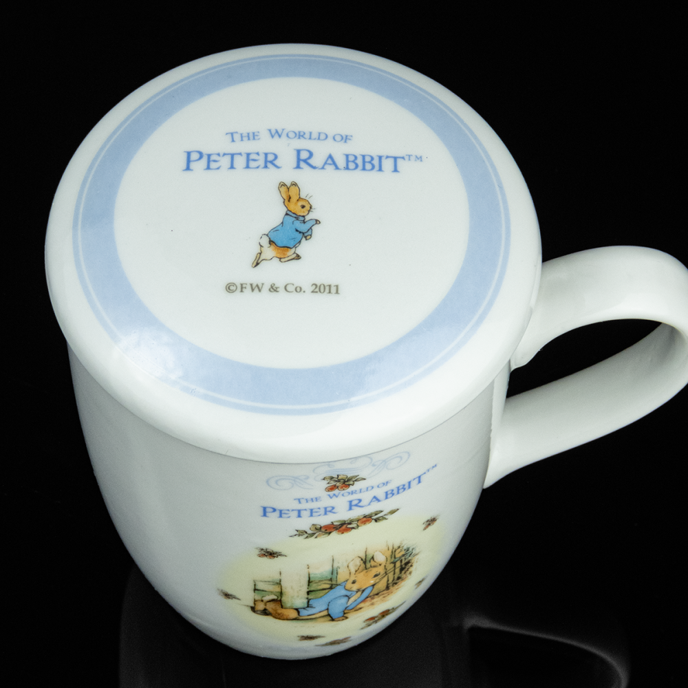 Peter Rabbit彼得兔 躦圍欄縫的兔子 卡通印花水杯 陶瓷 馬克杯 杯+蓋一組-細節圖2