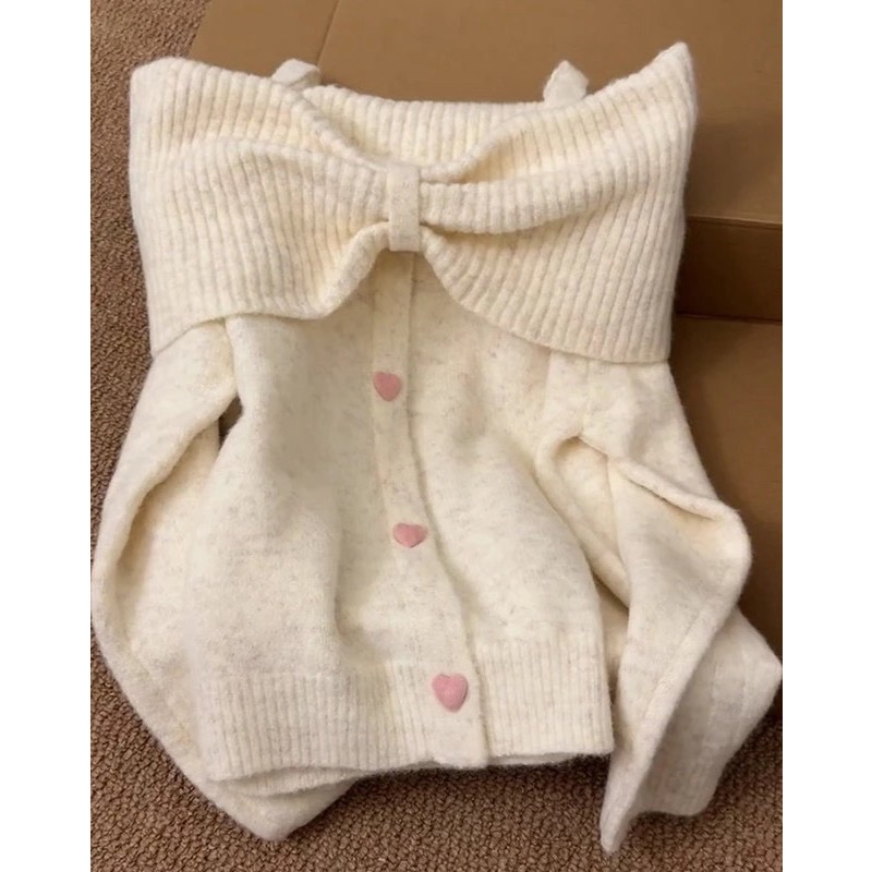 OLISI 紅色一字肩蝴蝶結毛衣女秋冬 新款慵懶風高級感露肩針織上衣-細節圖2