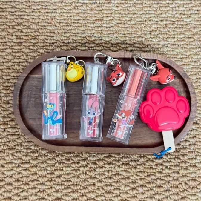 🧡 TONYMOLY × ZOOTOPIA 動物方程式聯名唇釉 4.3g 贈隨機小吊飾-細節圖2