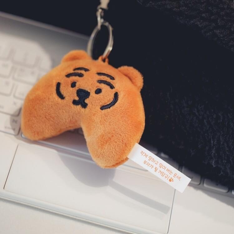 【韓國直送】MUZIK TIGER ♡ 幸運餅乾胖老虎吊飾 / 鑰匙圈 (五種開運籤)-細節圖6