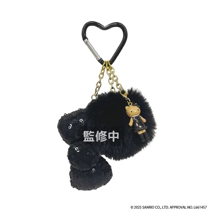 預購｜日貨正版 Hello Kitty 長腿系列毛球愛心扣吊飾｜2026 必備款 柔軟觸感 蝴蝶結 療癒掛飾 凱蒂貓-細節圖4