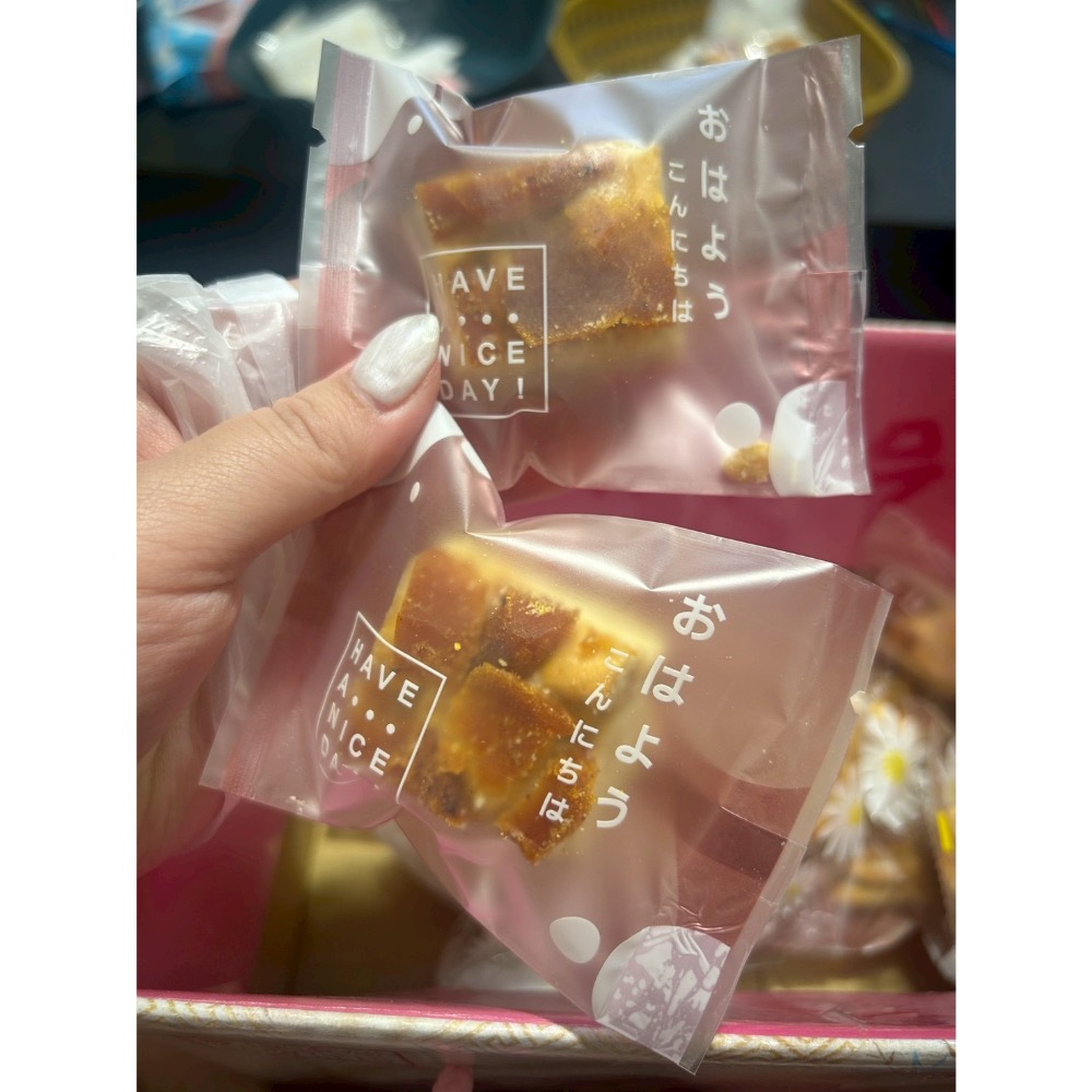 現貨｜一口雪Q餅 ｜ 奢華烏魚子鹹香濃郁 🍓 鮮摘草莓酸甜清香 軟糯不黏牙 精緻獨立包裝 200g 職人手作 質感點心-細節圖2