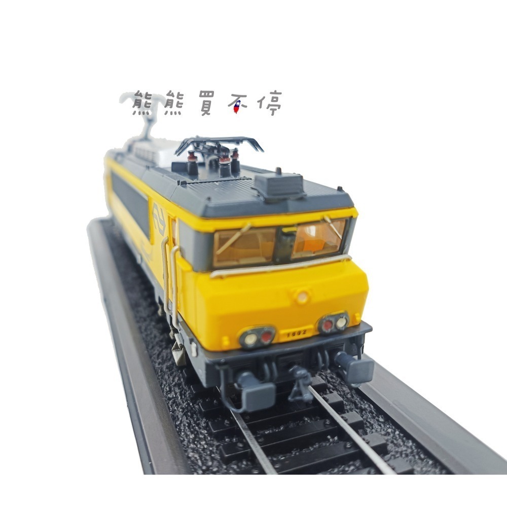 [在台現貨-鐵道迷最愛] 經典復古電車 荷蘭鐵路 DBSRN 1602 1981年 1/87 火車模型 附鐵軌-細節圖3