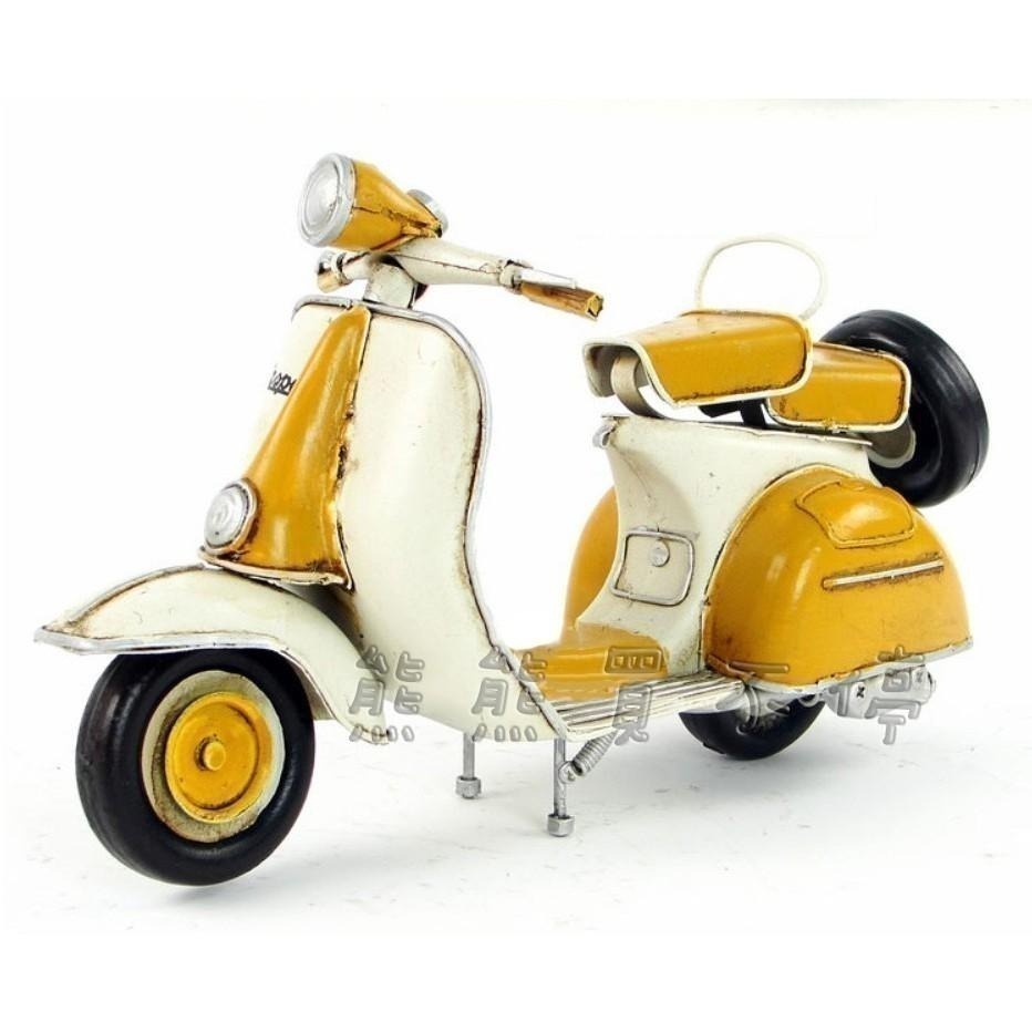 [在台現貨/精緻款] 偉士牌 Vespa 復古腳踏機車 義大利 黃色 後置備胎 鐵製摩托車模型 居家擺飾 送禮最佳選擇-細節圖3